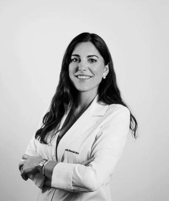 Dr Claudia Bernárdez